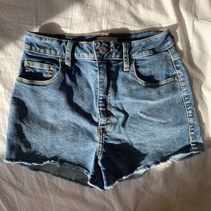 Aritzia Sunday Best Denim Shorts